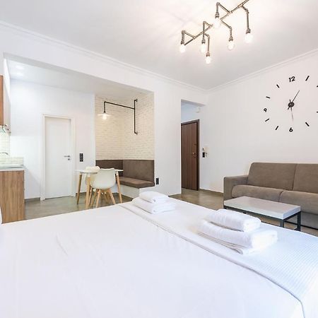 Stylish 1Br Apartment In The Heart Of Koukaki Афіни Екстер'єр фото
